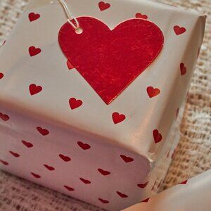 Valentine's Day Gift Wrap Add-On Service 🎁